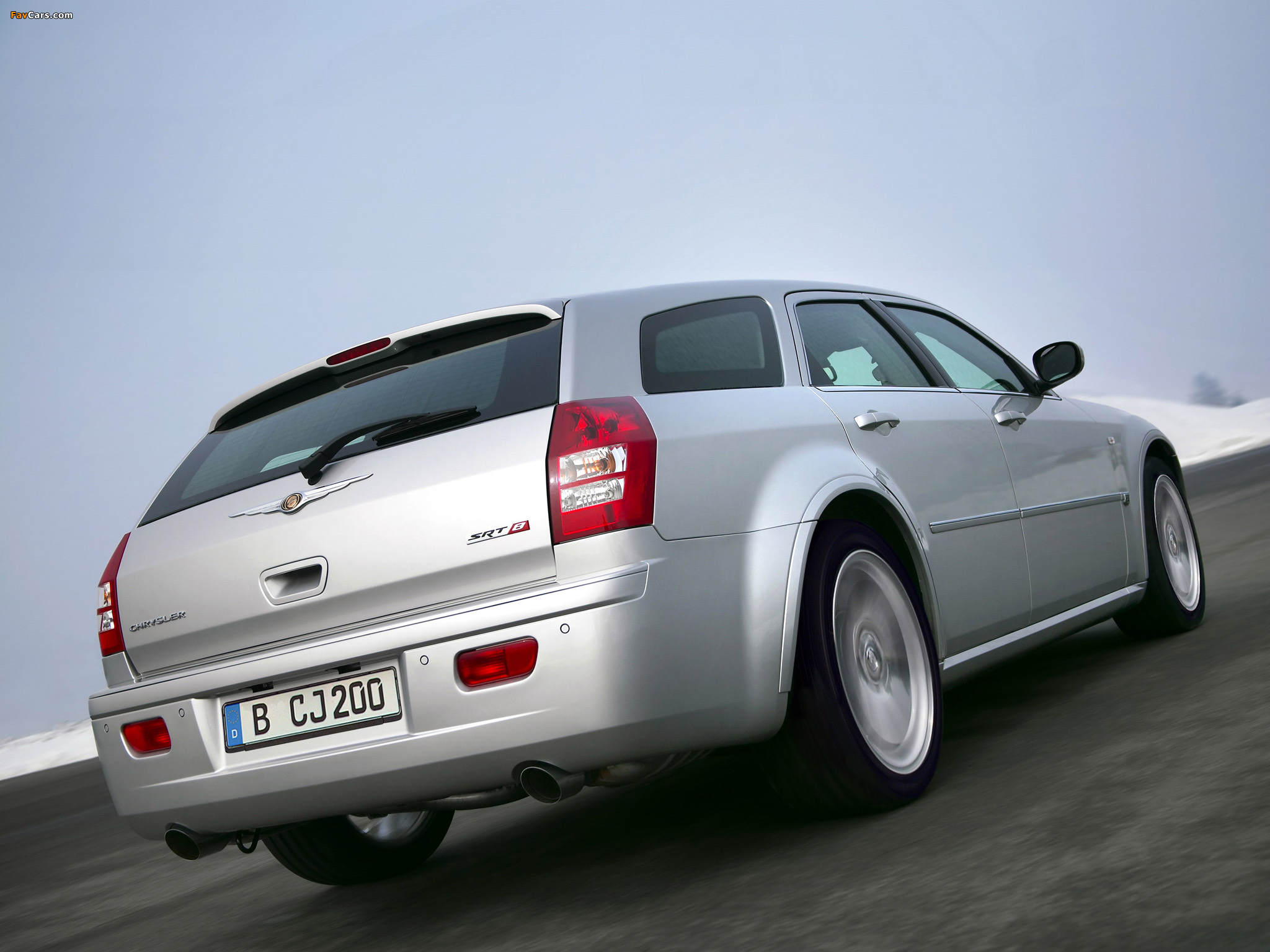Pictures of Chrysler 300C SRT8 Touring 2006–10 (2048 x 1536)