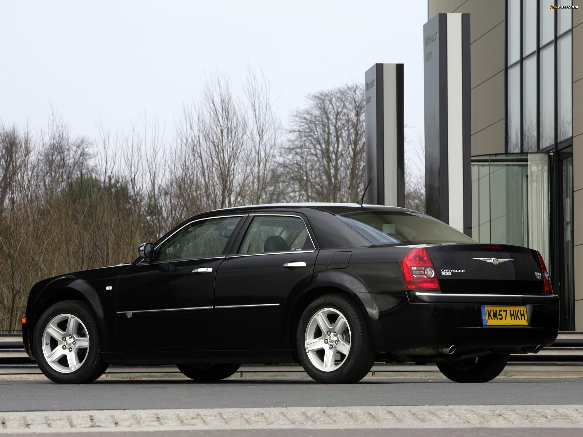 Pictures of Chrysler 300C UK-spec (LE) 2007–10 (2048 x 1536)