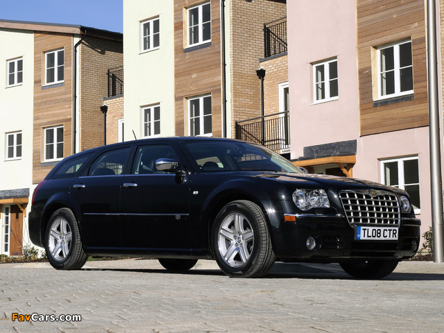 Pictures of Chrysler 300C Touring UK-spec 2007–10 (640 x 480)