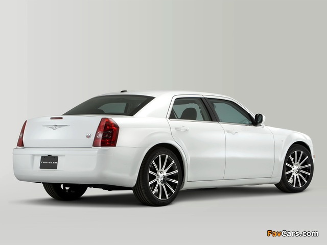Pictures of Chrysler 300 S6 (LX) 2010 (640 x 480)