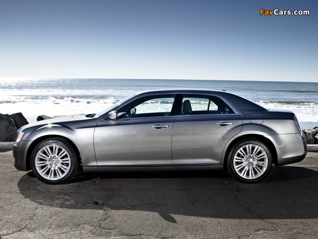 Pictures of Chrysler 300 2011 (640 x 480)