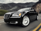 Pictures of Chrysler 300 2011