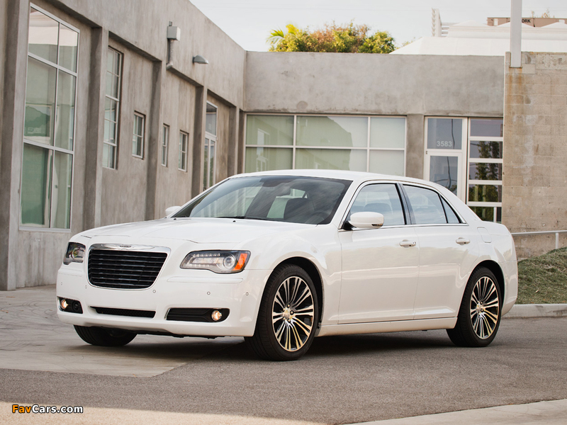 Pictures of Chrysler 300S 2011–14 (800 x 600)