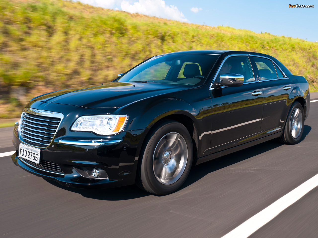 Pictures of Chrysler 300C 2012 (1280 x 960)