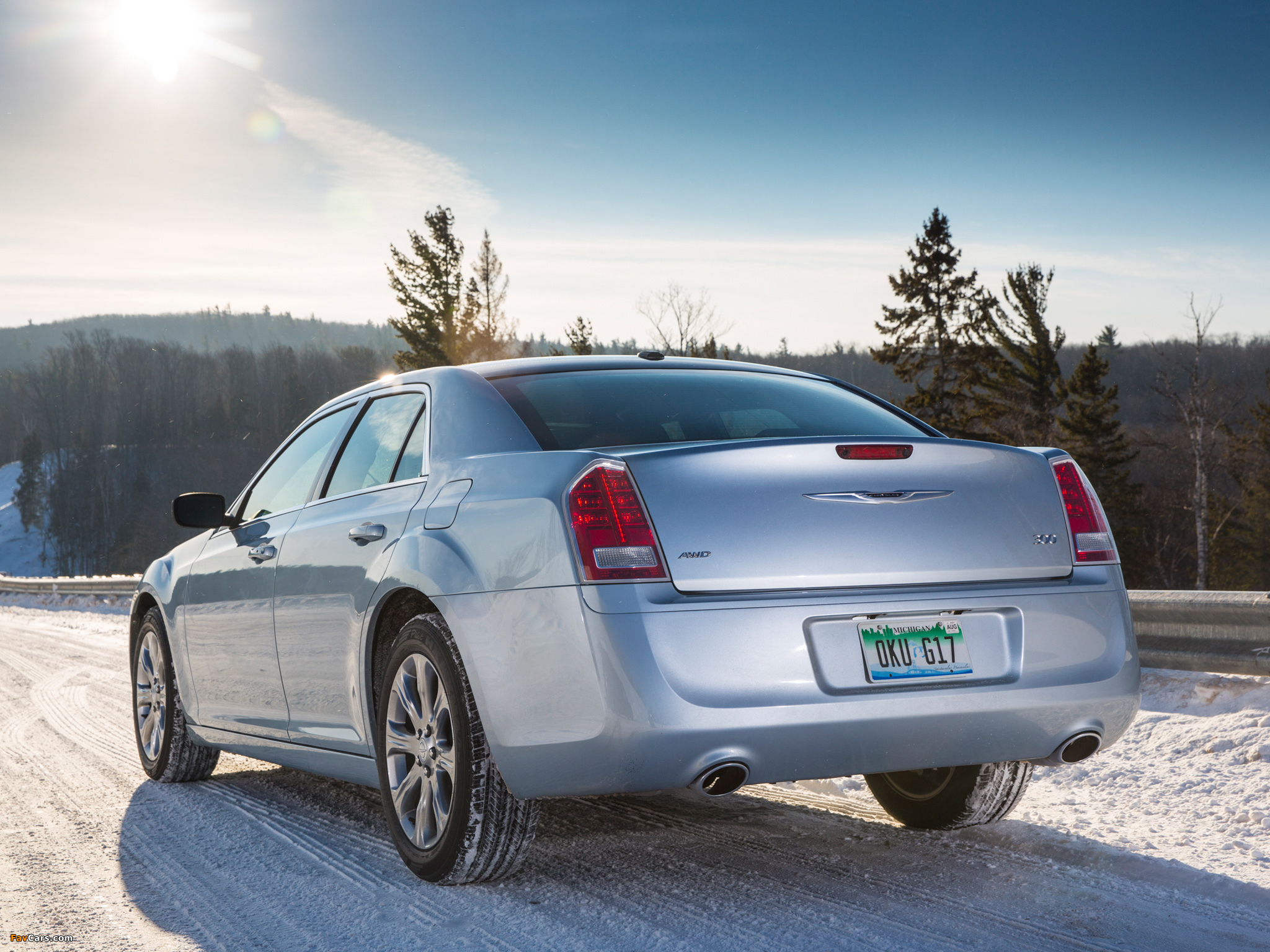 Pictures of Chrysler 300 Glacier 2013 (2048 x 1536)