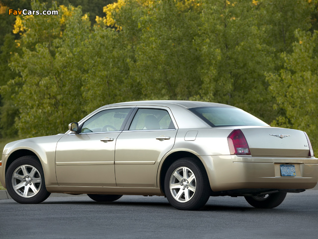 Chrysler 300 (LX) 2004–07 wallpapers (640 x 480)