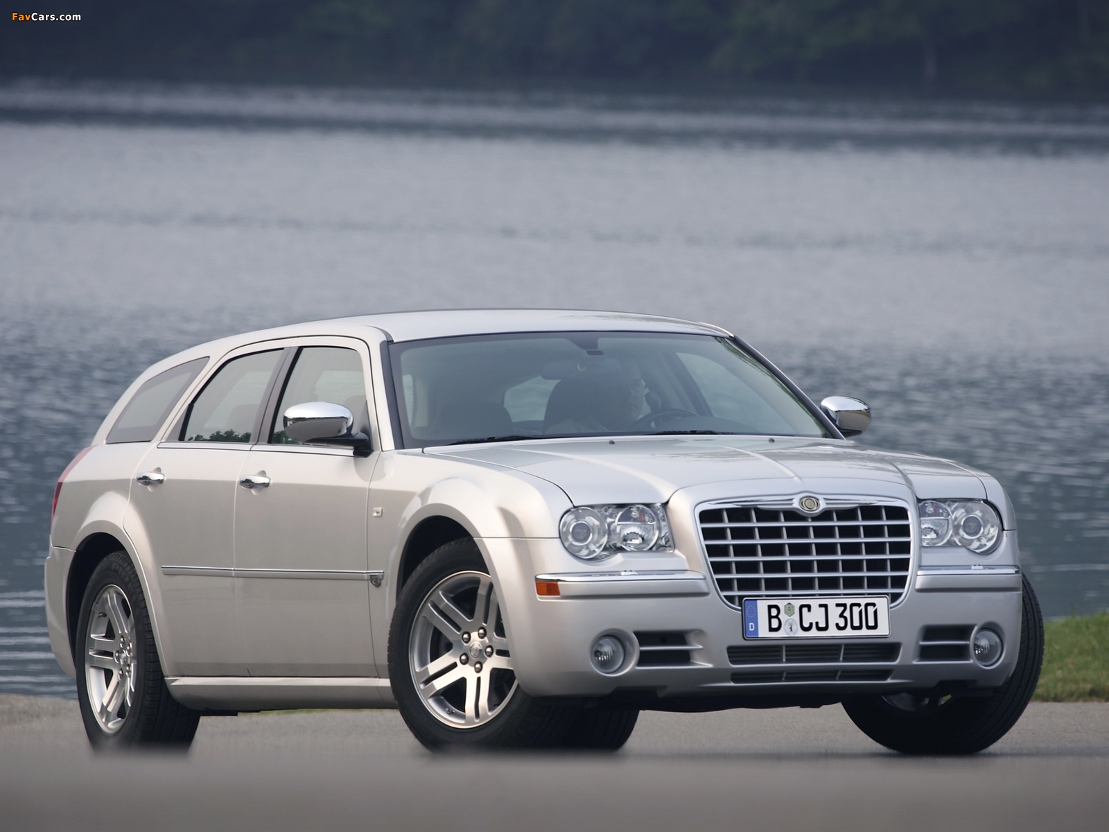 Chrysler 300C Touring 2006–10 wallpapers (1600 x 1200)