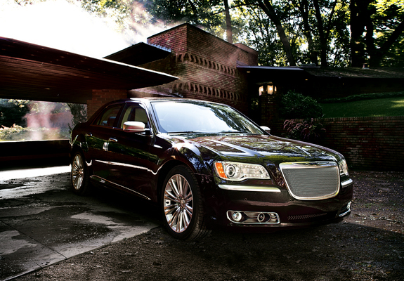 Chrysler 300C Luxury Series 2012–13 wallpapers