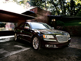 Chrysler 300C Luxury Series 2012–13 wallpapers