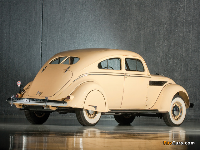 Chrysler Imperial Airflow Coupe 1936 pictures (640 x 480)