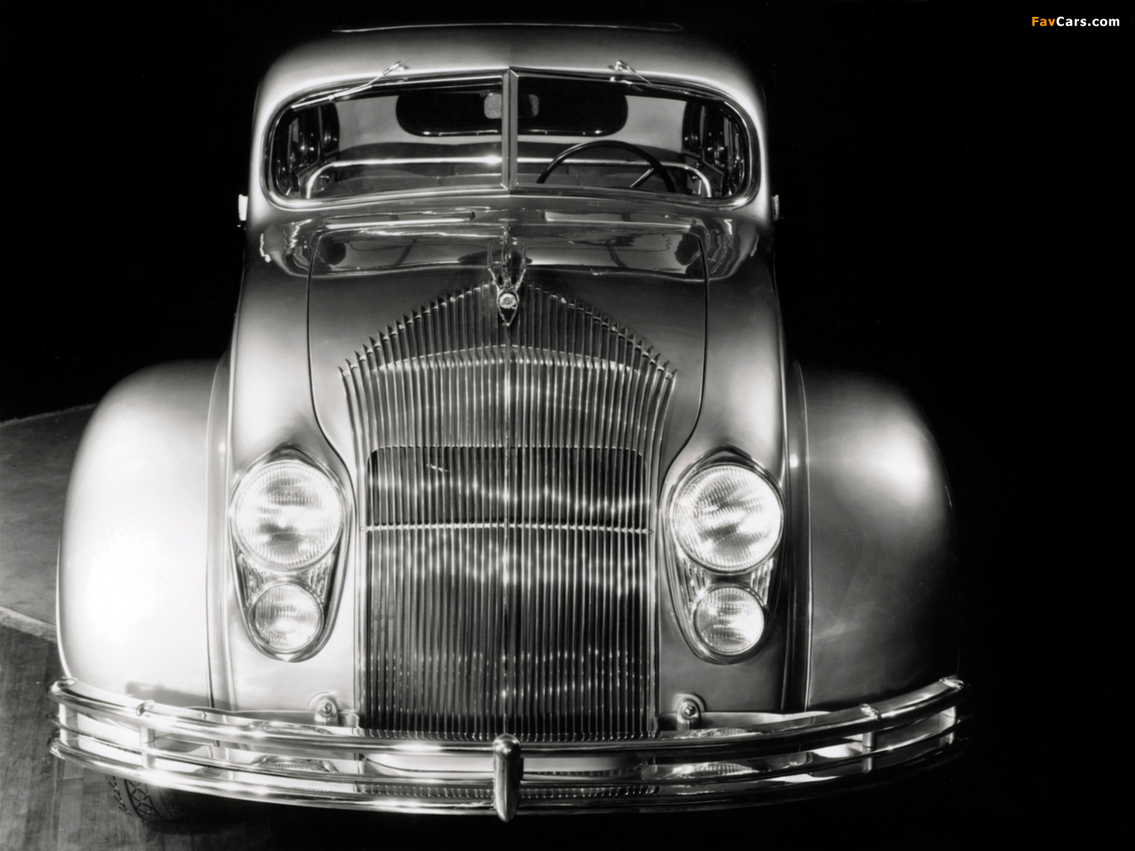 Photos of Chrysler Airflow 1934–37 (1280 x 960)