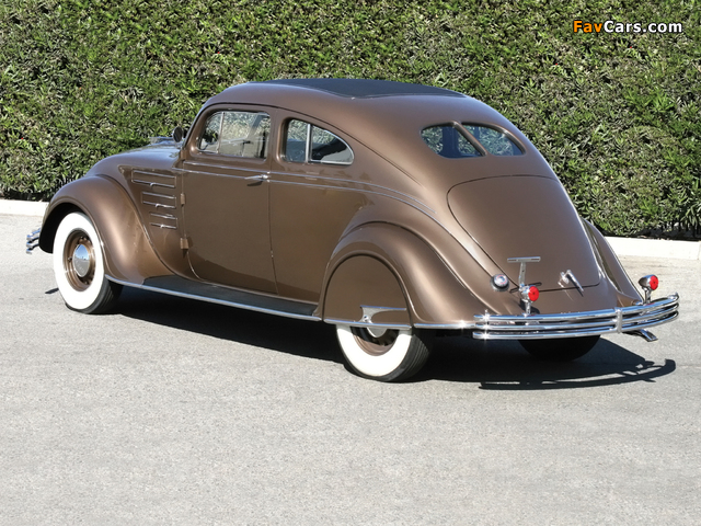 Photos of Chrysler Imperial Airflow CV Coupe 1934 (640 x 480)