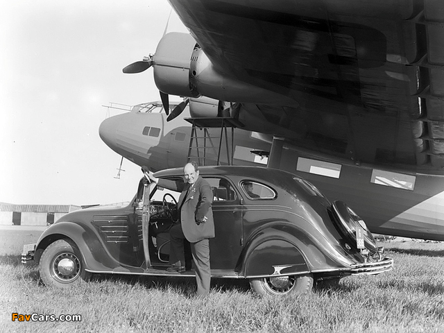 Photos of Chrysler Airflow 1934–37 (640 x 480)