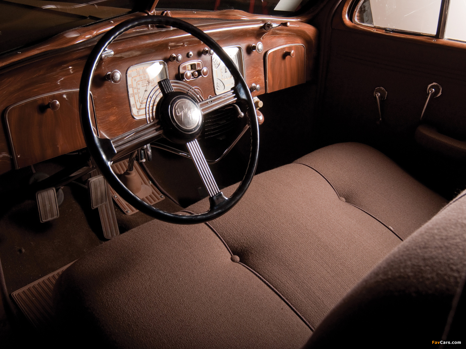 Pictures of Chrysler Imperial Airflow Coupe 1936 (1600 x 1200)