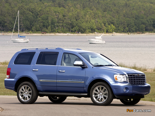 Chrysler Aspen 2006–08 images (640 x 480)