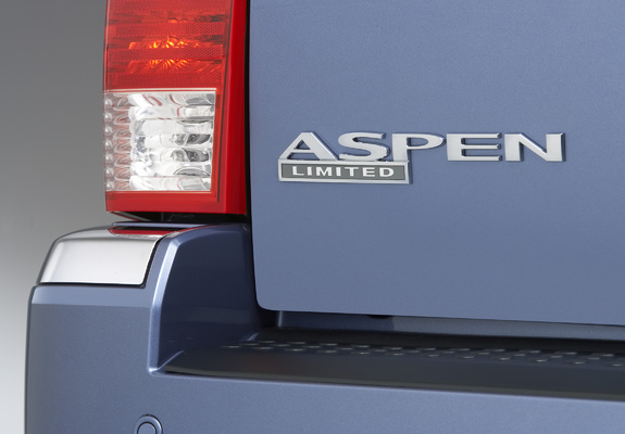 Chrysler Aspen 2006–2008 images
