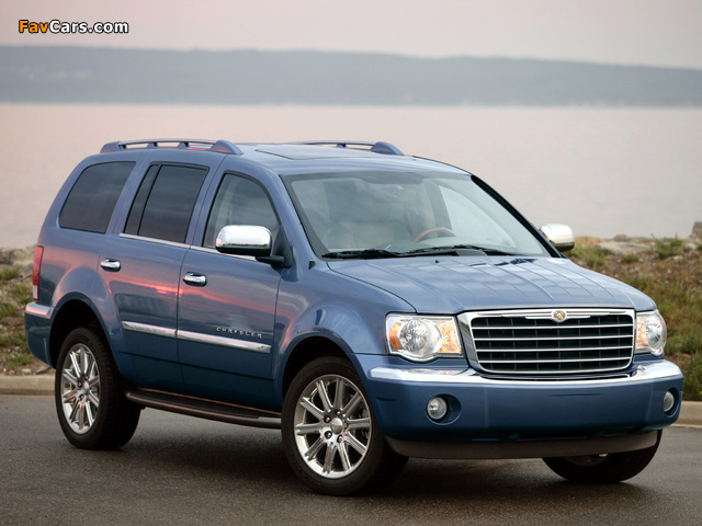Chrysler Aspen 2006–08 pictures (640 x 480)