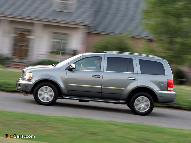 Pictures of Chrysler Aspen Hybrid 2008 (640 x 480)