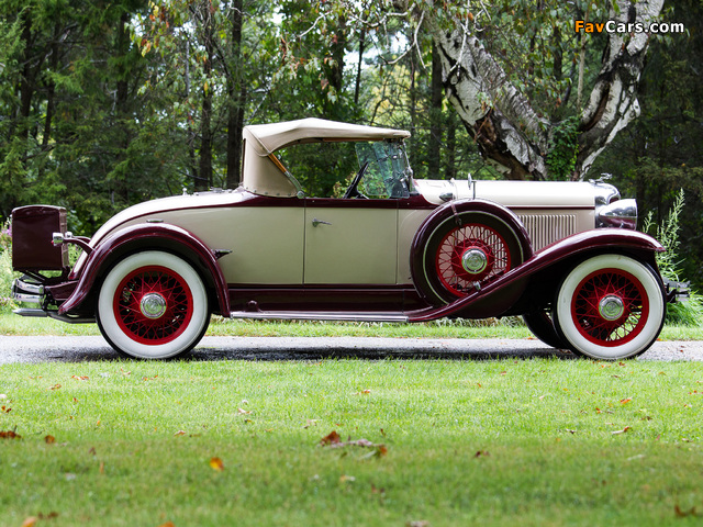 Images of Chrysler CM New Six Roadster 1931–32 (640 x 480)
