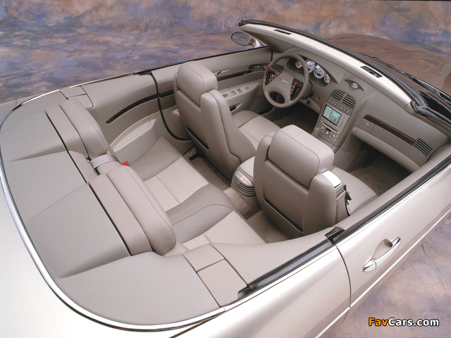 Photos of Chrysler 300 Hemi C Concept 2000 (640 x 480)