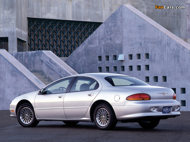 Chrysler Concorde 2001–03 pictures (640 x 480)
