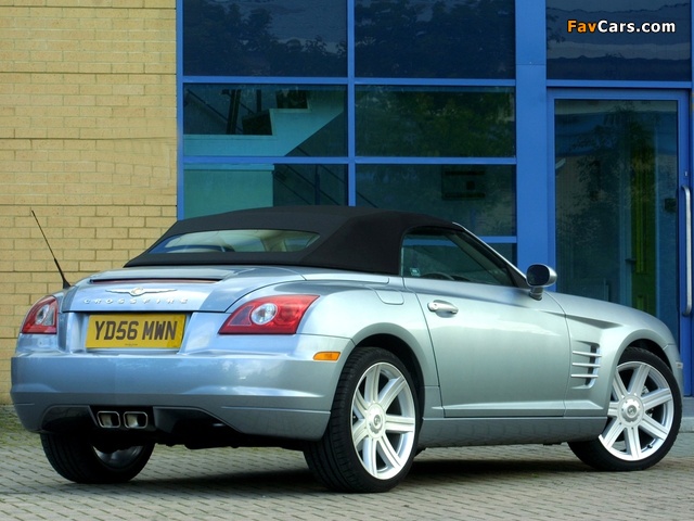 Images of Chrysler Crossfire Roadster UK-spec 2005–07 (640 x 480)