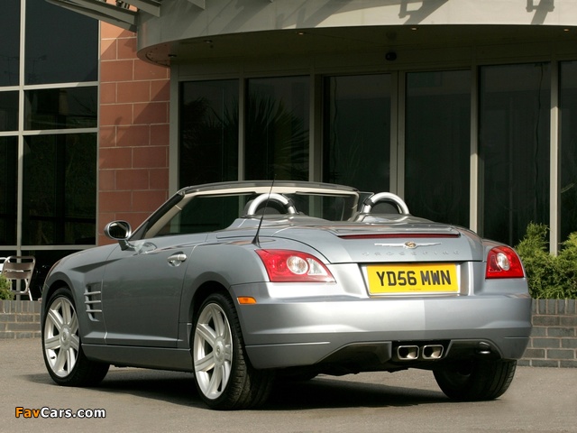 Photos of Chrysler Crossfire Roadster UK-spec 2005–07 (640 x 480)