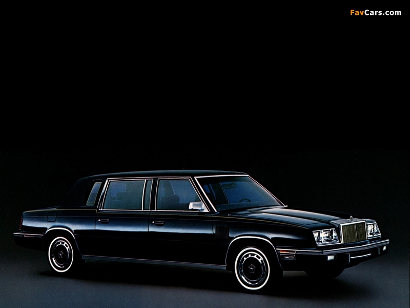 Photos of Chrysler Executive 1983–84 (800 x 600)