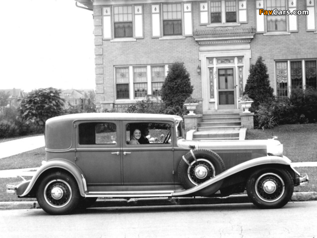 Chrysler CG Imperial Sedan 1931 images (640 x 480)