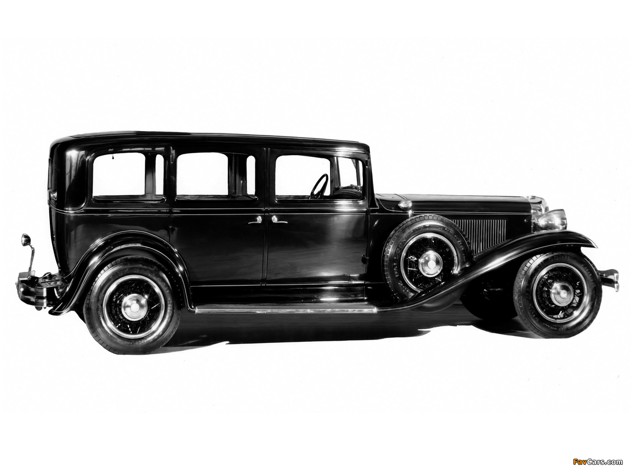 Chrysler Imperial Eight Sedan-Limousine (CG) 1931 images (1280 x 960)