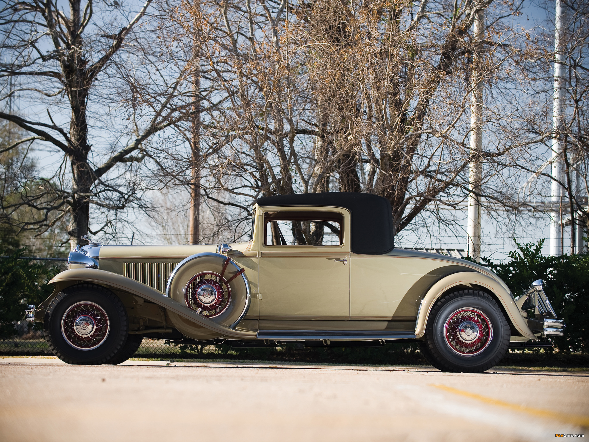 Chrysler Imperial Custom Line Coupe by LeBaron (CG) 1931 photos (2048 x 1536)