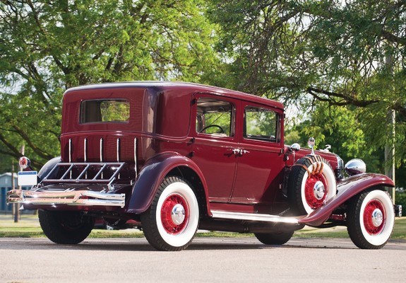 Chrysler Imperial Close-Coupled Sedan (CG) 1931 photos