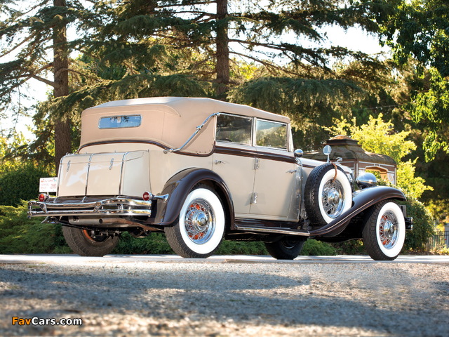Chrysler Imperial Convertible Sedan (CH) 1932 images (640 x 480)