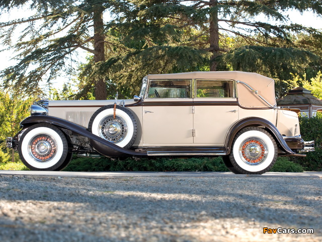 Chrysler Imperial Convertible Sedan (CH) 1932 wallpapers (640 x 480)