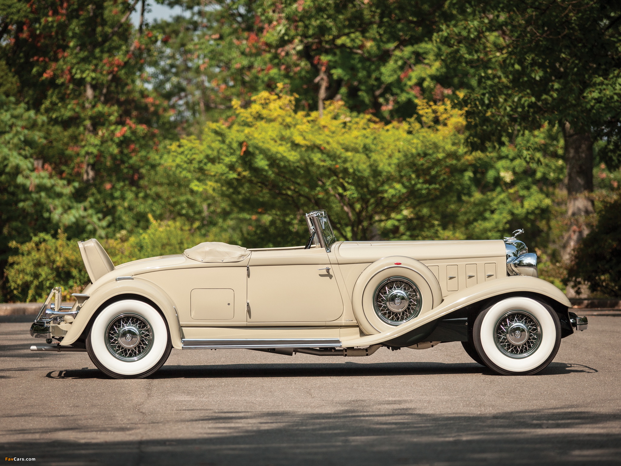 Chrysler Custom Imperial Roadster Convertible by LeBaron (CL) 1933 photos (2048 x 1536)