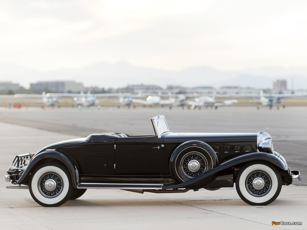 Chrysler Custom Imperial Roadster Convertible by LeBaron (CL) 1933 pictures (1024 x 768)