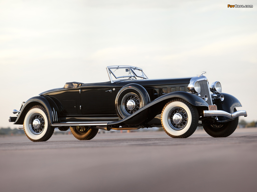 Chrysler Custom Imperial Roadster Convertible by LeBaron (CL) 1933 wallpapers (1024 x 768)