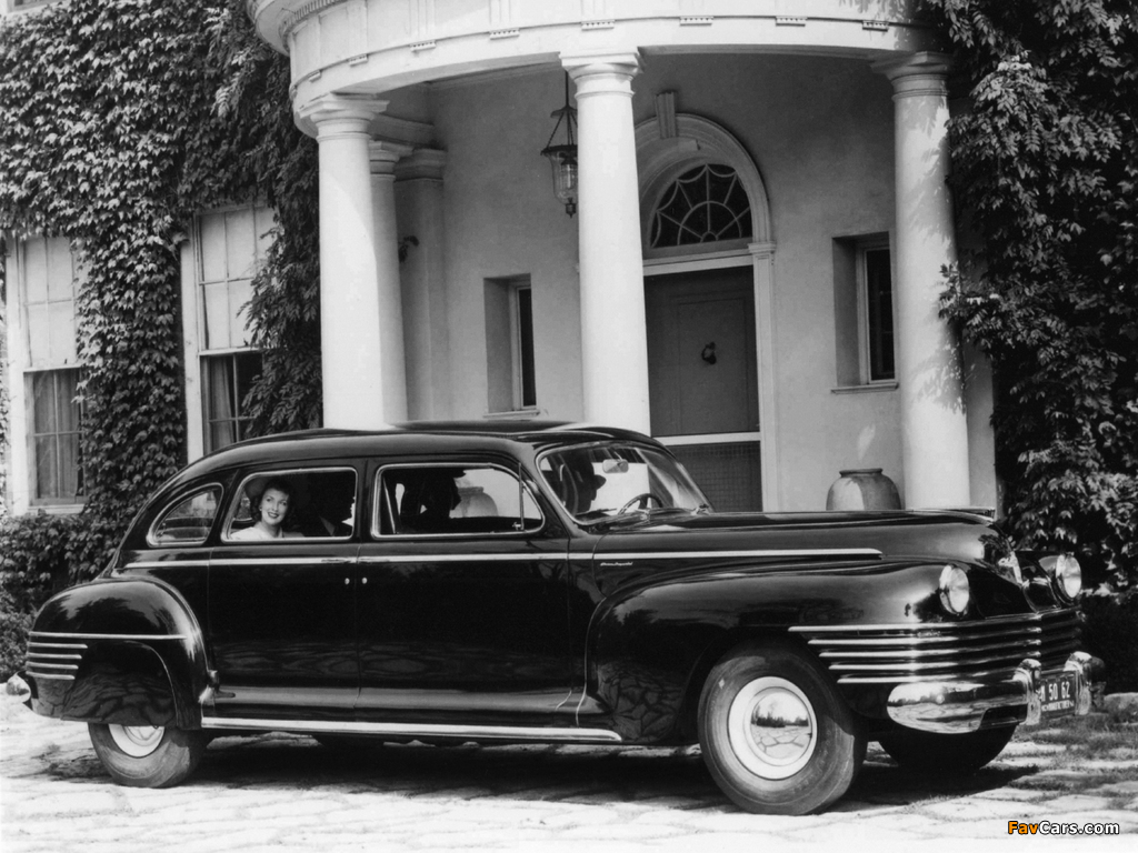 Chrysler Crown Imperial 8-passenger Sedan (C37) 1942 images (1024 x 768)