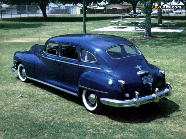 Chrysler Crown Imperial 8-passenger Sedan (C40) 1947–48 photos (640 x 480)