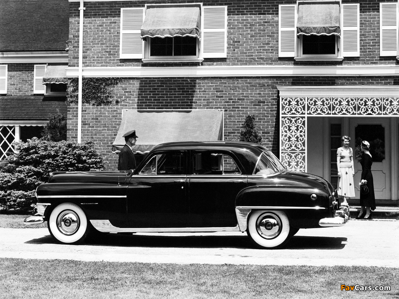 Chrysler Imperial 4-door Sedan 1950 photos (800 x 600)