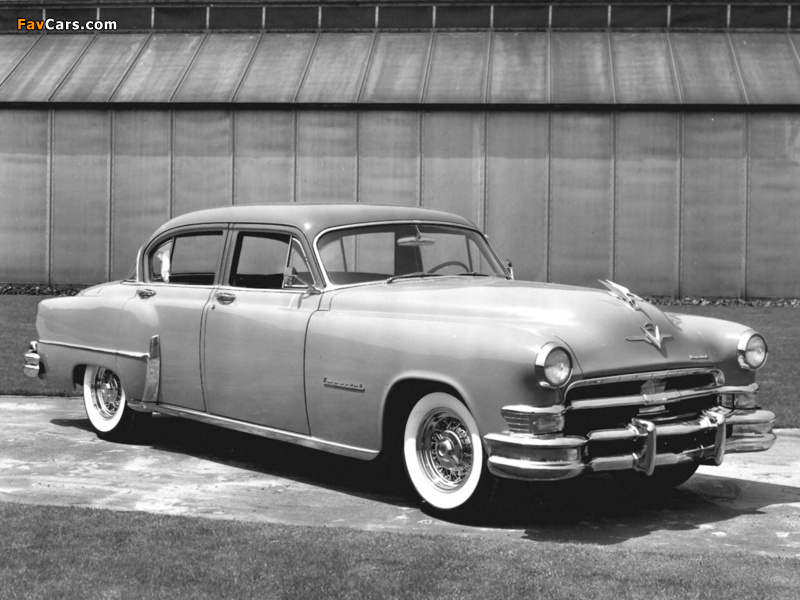 Chrysler Custom Imperial 4-door Sedan 1953 wallpapers (800 x 600)