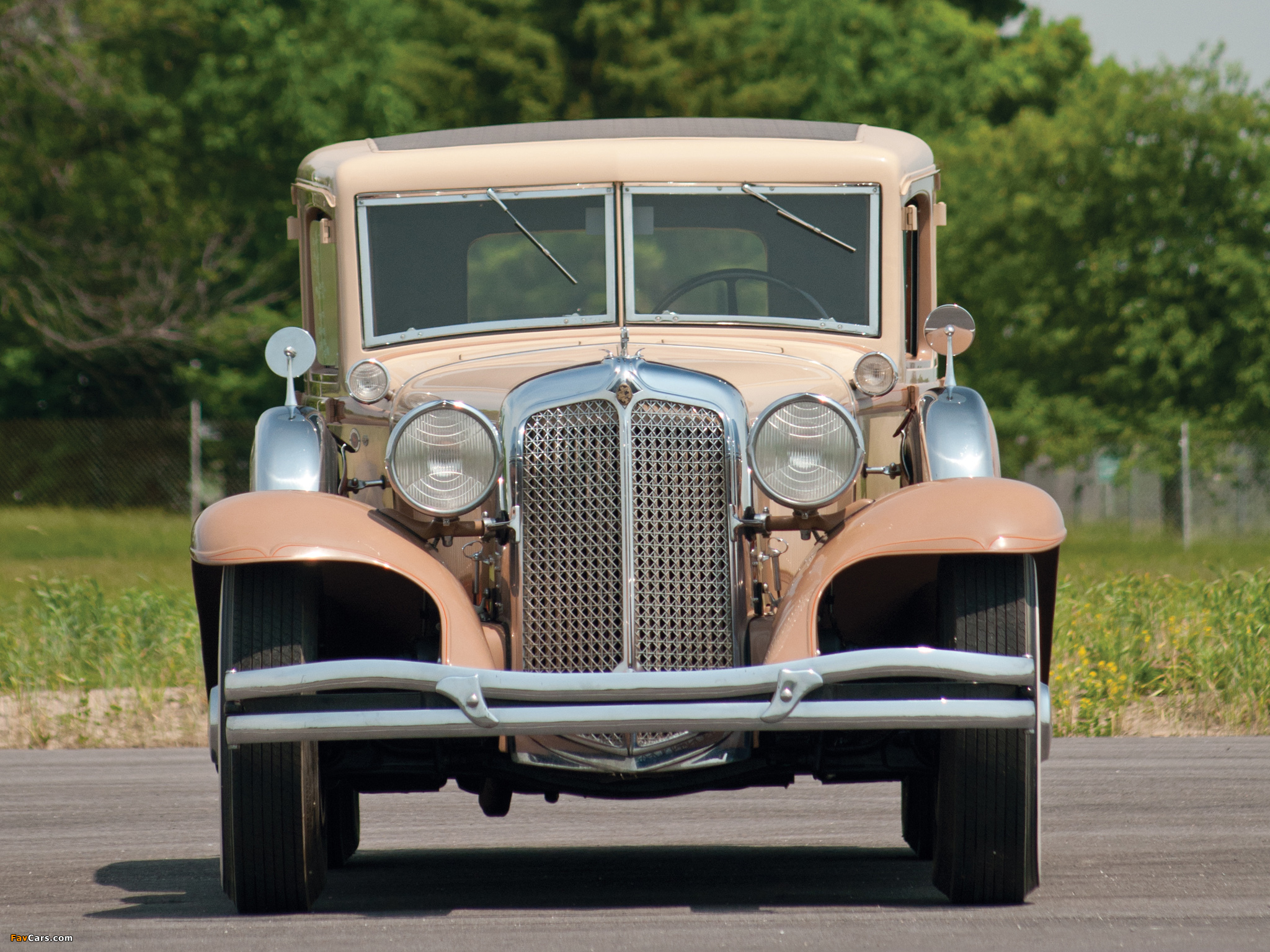 Images of Chrysler CG Imperial Sedan 1931 (2048 x 1536)