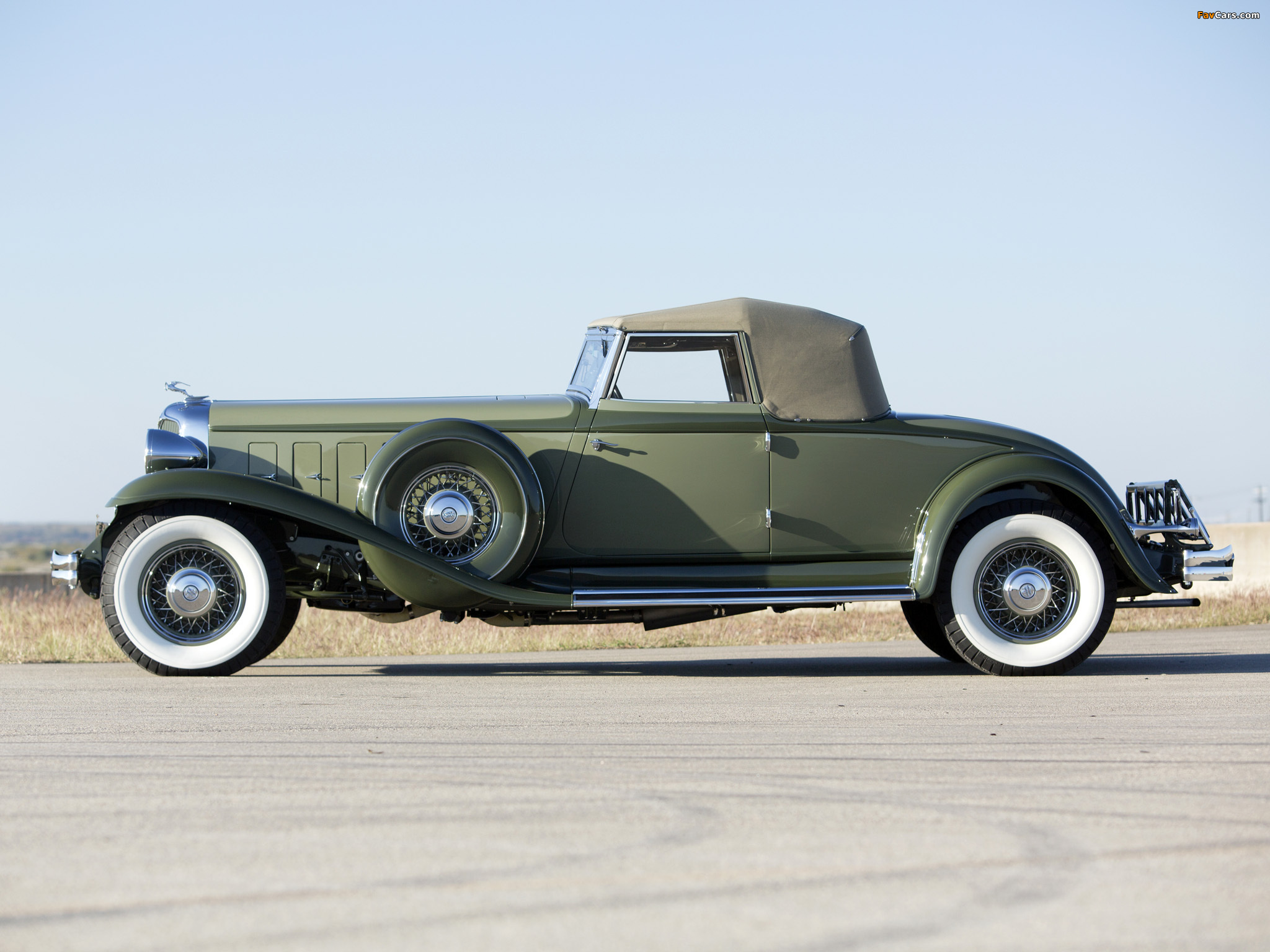Images of Chrysler Imperial Convertible Coupe by LeBaron (CL) 1932 (2048 x 1536)