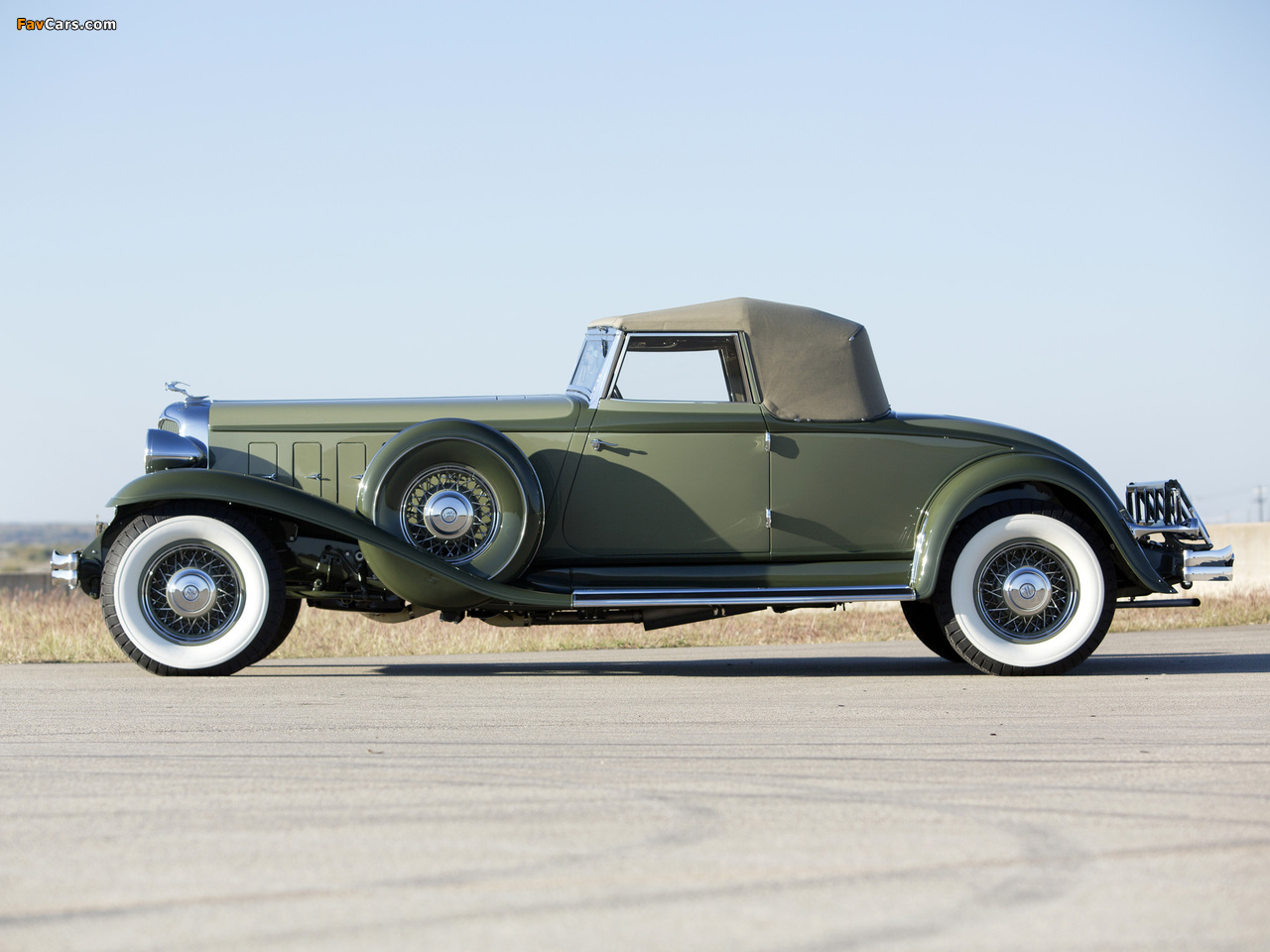 Images of Chrysler Imperial Convertible Coupe by LeBaron (CL) 1932 (1280 x 960)
