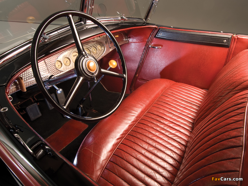 Images of Chrysler Imperial Sport Phaeton by LeBaron (CL) 1933 (800 x 600)