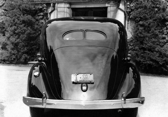 Images of Chrysler Imperial Town Car by LeBaron (C-15) 1937