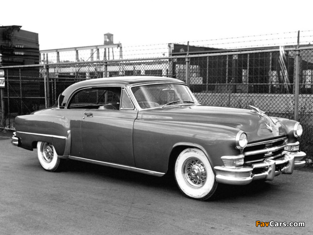 Images of Chrysler Imperial Newport 2-door Hardtop 1953 (640 x 480)