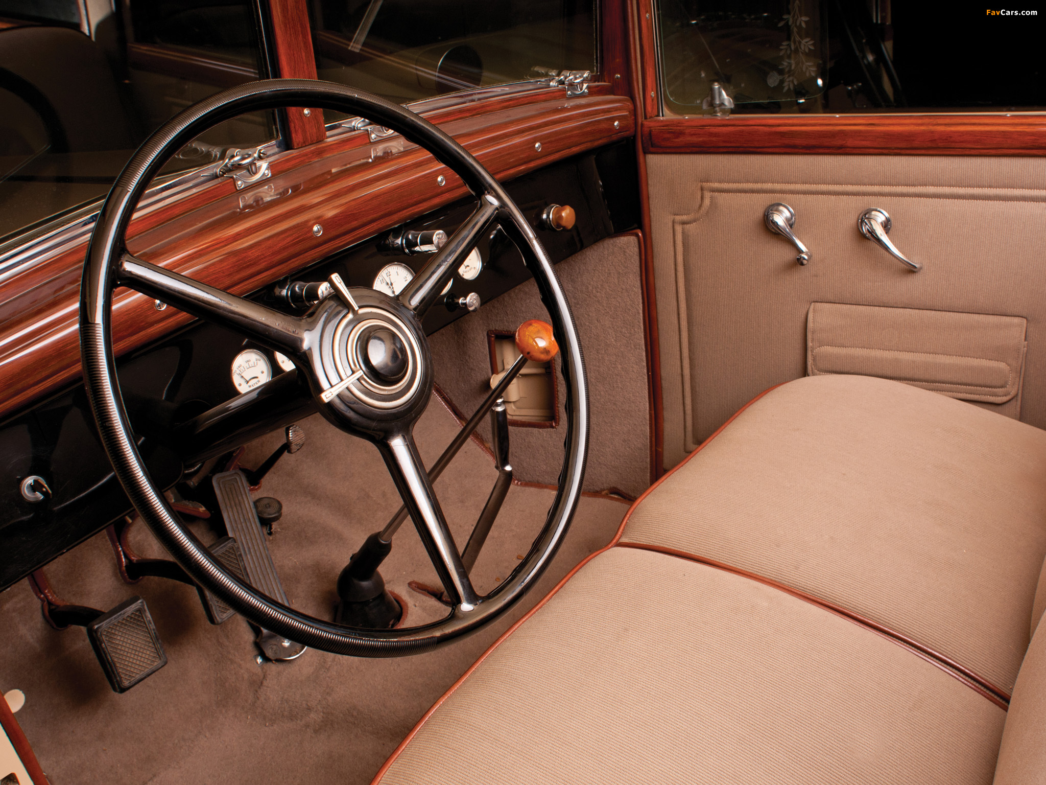 Photos of Chrysler CG Imperial Sedan 1931 (2048 x 1536)