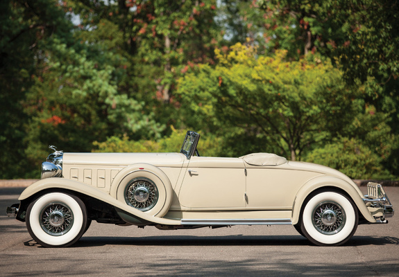 Photos of Chrysler Custom Imperial Roadster Convertible by LeBaron (CL) 1933
