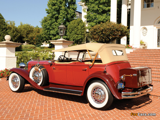 Pictures of Chrysler CG Imperial Dual Cowl Phaeton by LeBaron 1931 (640 x 480)